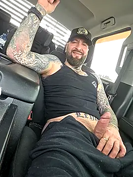 Czat XXX na żywo – Beardedtattood