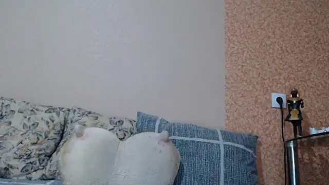 HotDreamm élő XXX-chatje