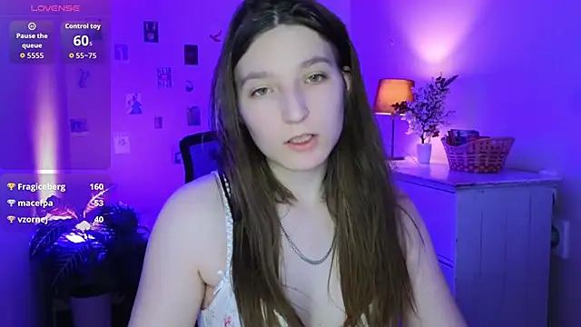 Mia_Myles élő XXX-chatje