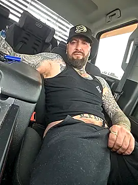 Beardedtattood 现场XXX聊天