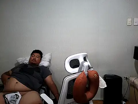 Pokazy przed kamerką – arthur_shelby2