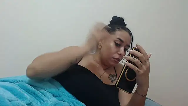 Maryem637048 Webcam show