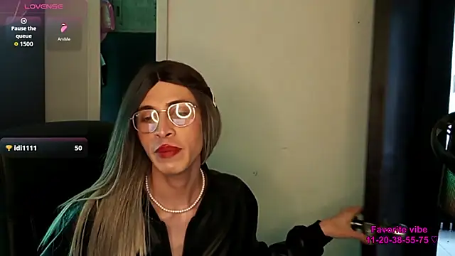 Andy_Roses Chat XXX live