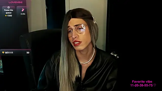 دردشة Andy_Roses الجنس ية المباشرة