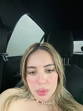 Alirawrz Adlı Modelin Canlı XXX Sohbeti