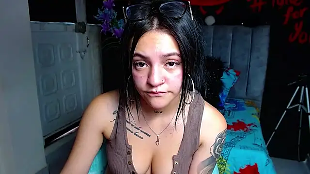 Violettasquirt live XXX chat