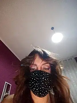 Akemi_rossi 在線直播表演