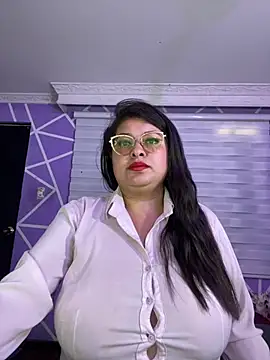 Živý XXX chat MiiaaJoness