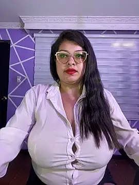 MiiaaJoness Live XXX Chat