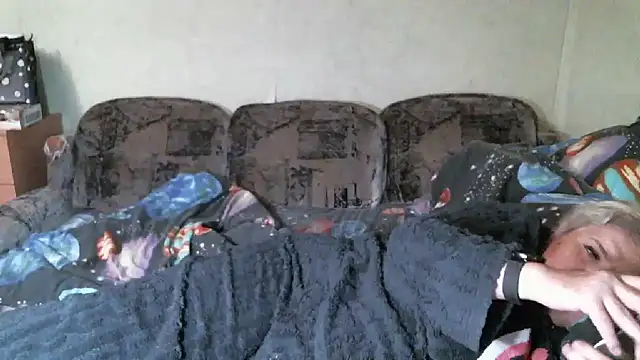 Lana555 Adlı Modelin Canlı XXX Sohbeti