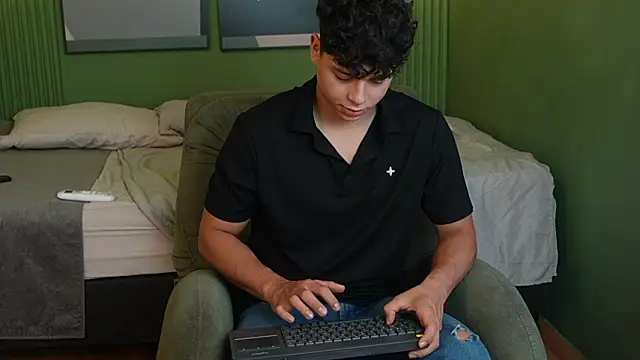 Ethan_occonorn Live XXX chat