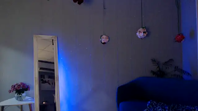 Sunny_blondのライブXXXチャット