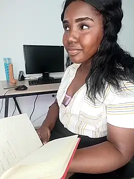 Eva_Johnss élő XXX-chatje