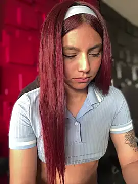 Emily-teen Live XXX Chat