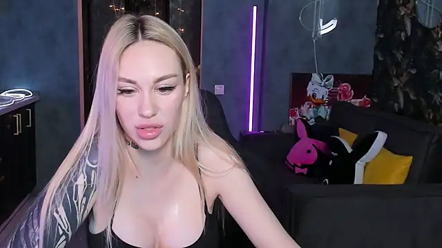 Blckmirrorr Live XXX-chat