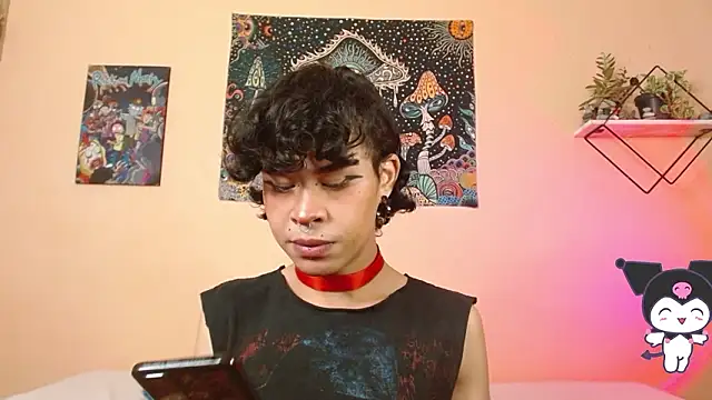 nicolai_a: διαδικτυακό σόου στην κάμερα