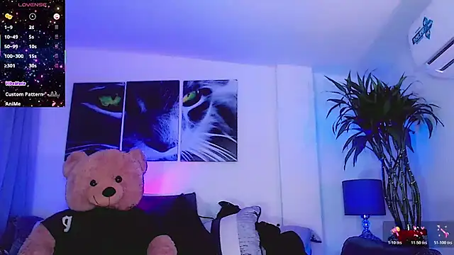 Pokazy przed kamerką – Sophiesweet5