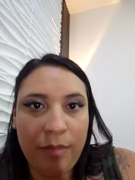 LizzRouse: онлайн-секс-чат