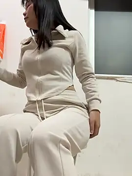 miaomijiang 网络视讯表演