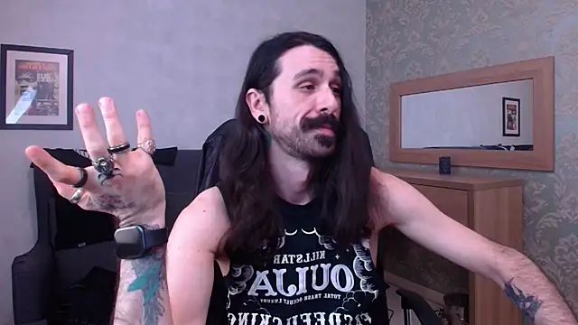 AxelColton Adlı Modelin Canlı XXX Sohbeti