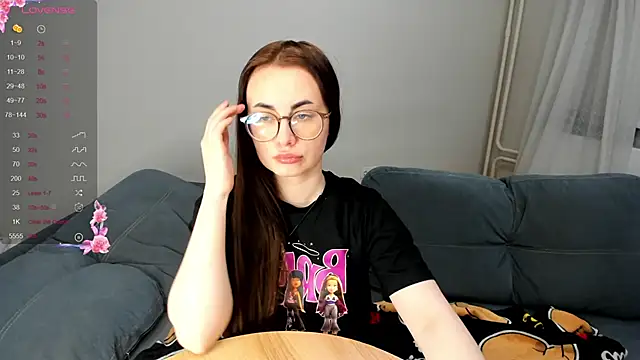 Chatroom XXX en direct de MewStella