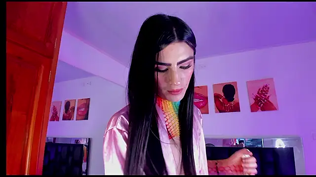 Pokazy przed kamerką – Isabella_Moon9