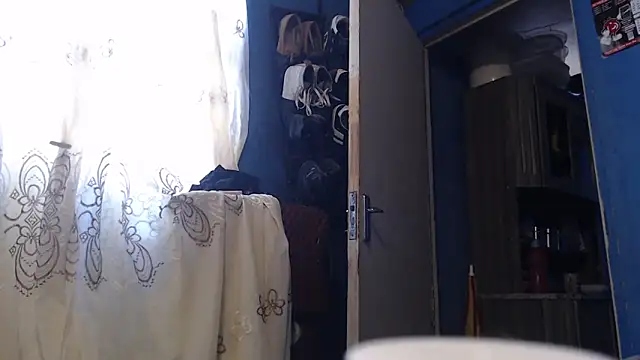 CUTEFIRMMELONSS Pertunjukan Webcam