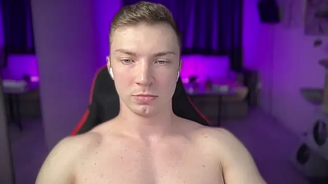 iron__chap Adlı Modelin Canlı XXX Sohbeti