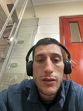 Gionnytav 在線直播表演