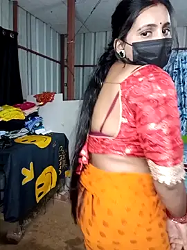 EeshaBhabi's Live XXX Chat