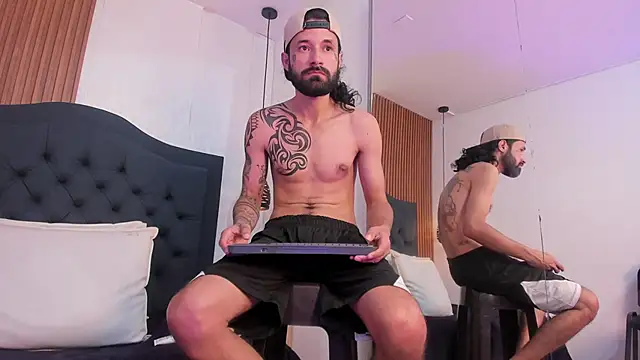 Hisoka_011 라이브 XXX 채팅