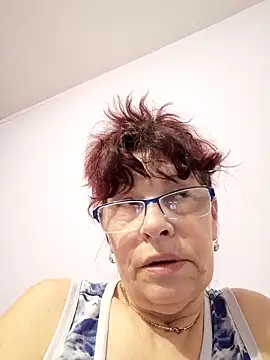 flymyrya123: διαδικτυακό σόου στην κάμερα