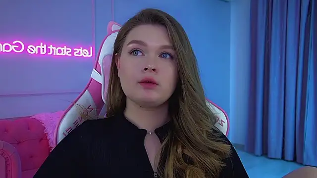 CrystalLyons Chat XXX in diretta