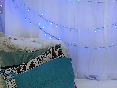 ninaa_fox Chat XXX in diretta