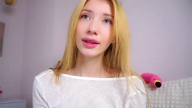 SunnivaCovil Live XXX Chat