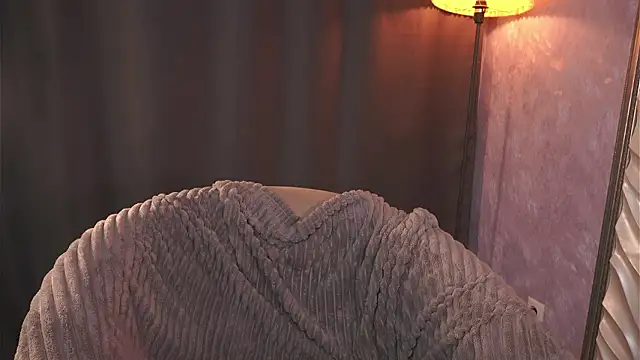 PixieMeow_ Adlı Modelin Canlı XXX Sohbeti