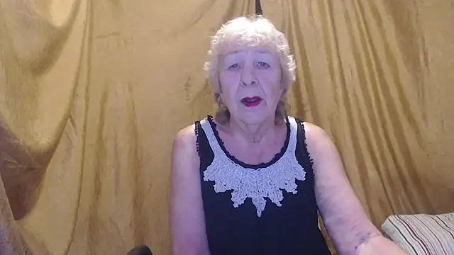 _Estelitta_5 Chat XXX live