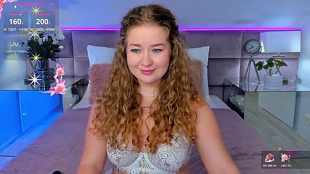 CassieRide live XXX chat