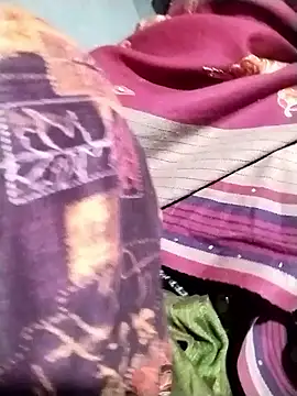 Maidangirl Adlı Modelin Canlı XXX Sohbeti