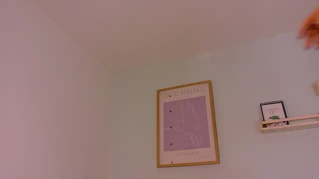 XXX chat uživo modela BelaMiller_