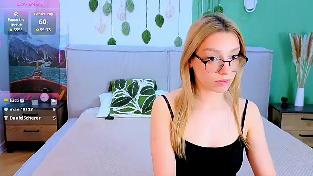 CindyMoriLove Chat XXX live