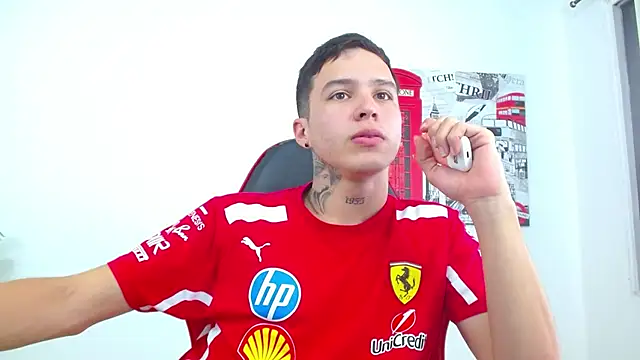 Cumandres18: απευθείας συνομιλία ΧΧΧ