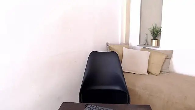 Neysha_1 লাইভ XXX চ্যাট