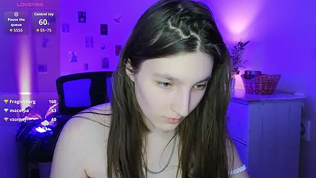 Mia_Myles Chat XXX in diretta