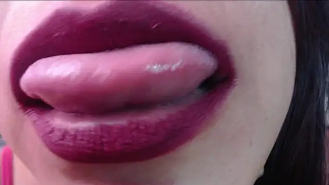 VIOLETTA-HOTのライブXXXチャット