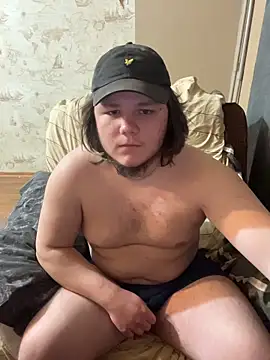 Show modela desiredude9 na web-kameri