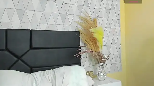 KaterinMoss 即時 XXX 聊天