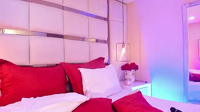 elizavenus: απευθείας συνομιλία ΧΧΧ