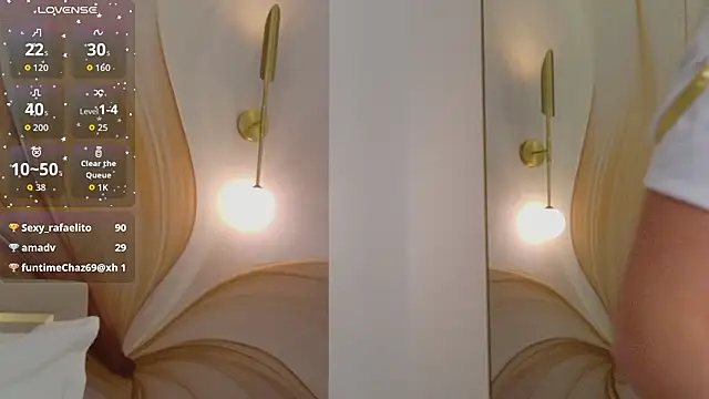 milaleoneli's Live XXX Chat