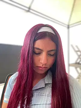 Emily-teen Live XXX-chat